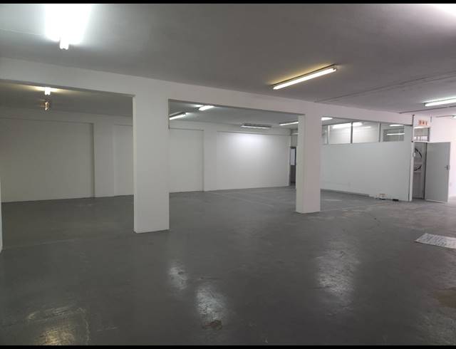 300M² WAREHOUSE TO LET IN GREYVILLE